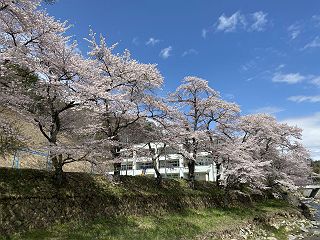 0422
