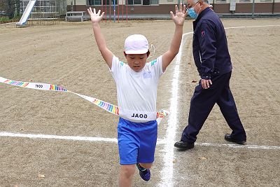 1106