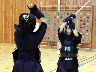 1213