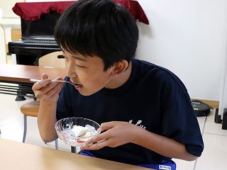 06080e