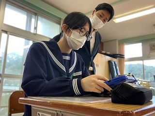 100404