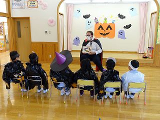 103105