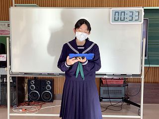 111701