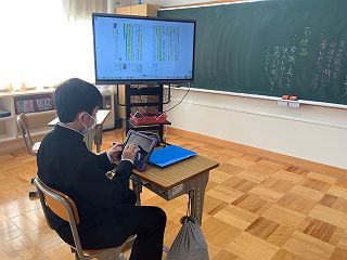 112518