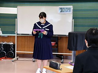 052306