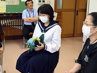 062048