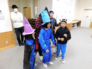 103101